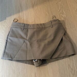 Zara Women's Khaki Skort Shorts - Classic Neutral
